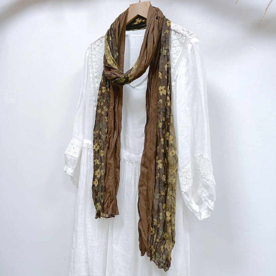 Scarvii - Narrow Pleated Spring Scarf