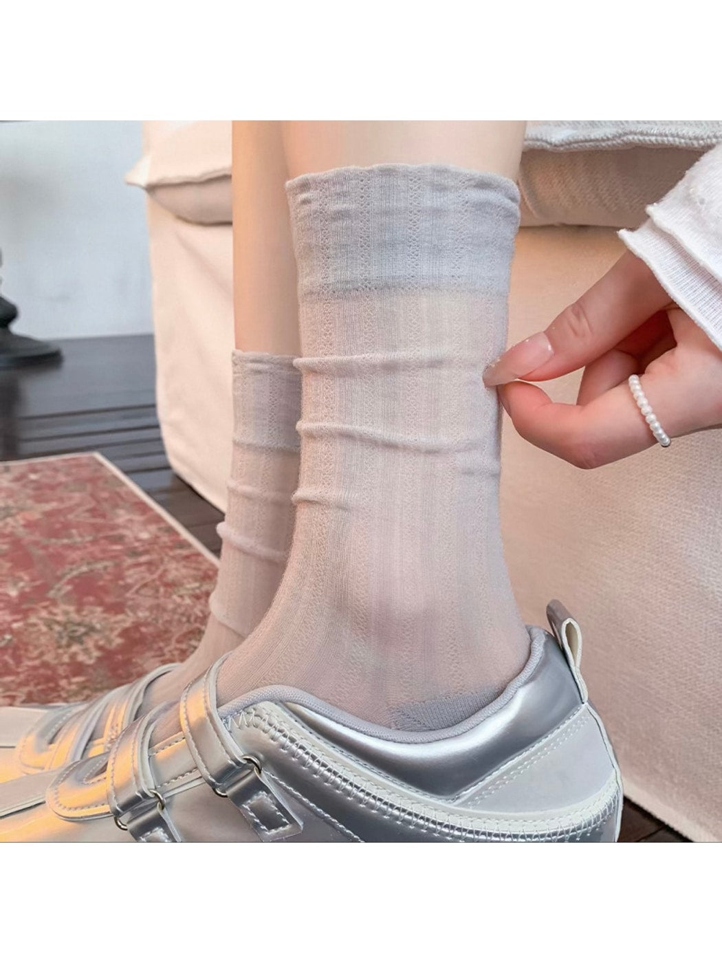 Rufia - Solid Openwork Detail Crew Socks