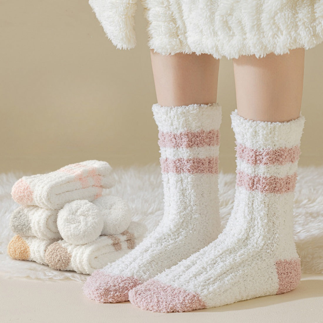 Rufia - Colorful Lace Pattern Towel Socks
