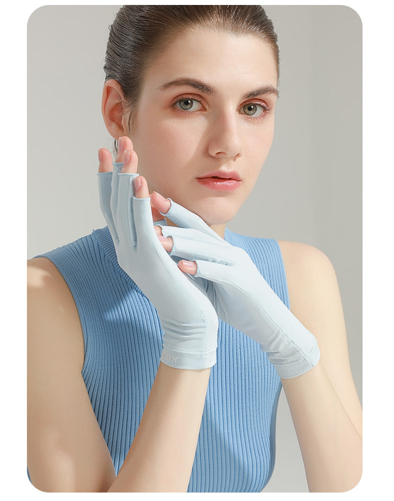 Gloves worn by model with visible sun protection label
