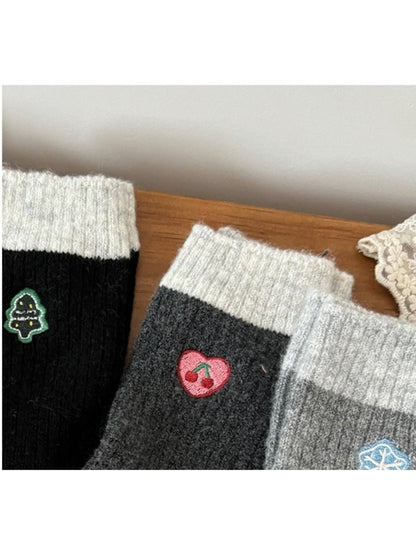 Rufia - Colorblock Winter Motif Crew Socks