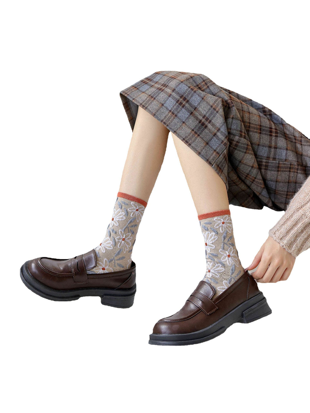 Rufia - Embroidered Floral Motif Crew Socks