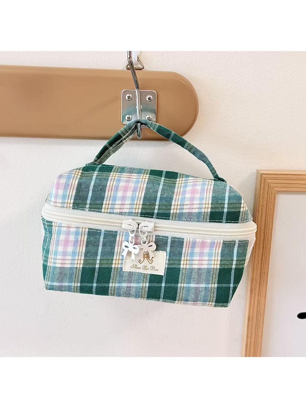 Cosbai - Handheld Plaid Toiletry Organizer Pouch Bag