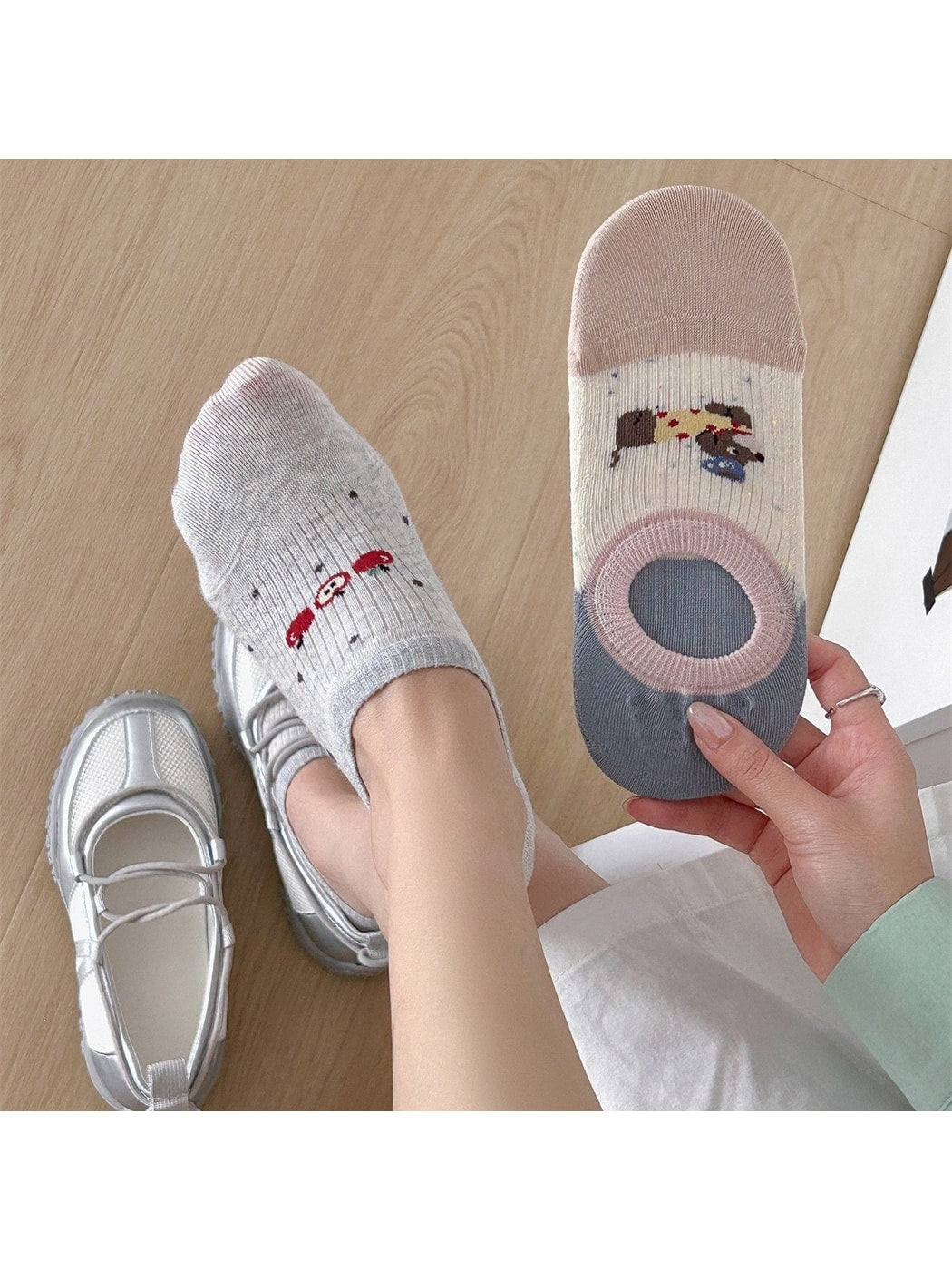 Rufia - Playful Cartoon Print Low Cut Women's Socks