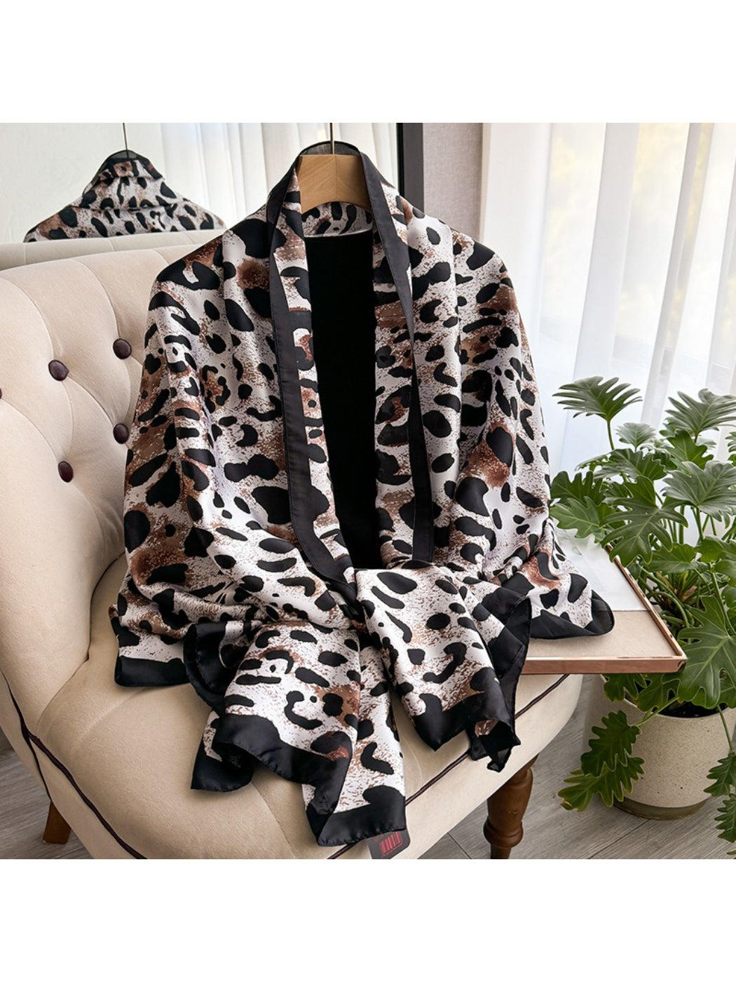 Scarvii - Leopard Border Print Scarf