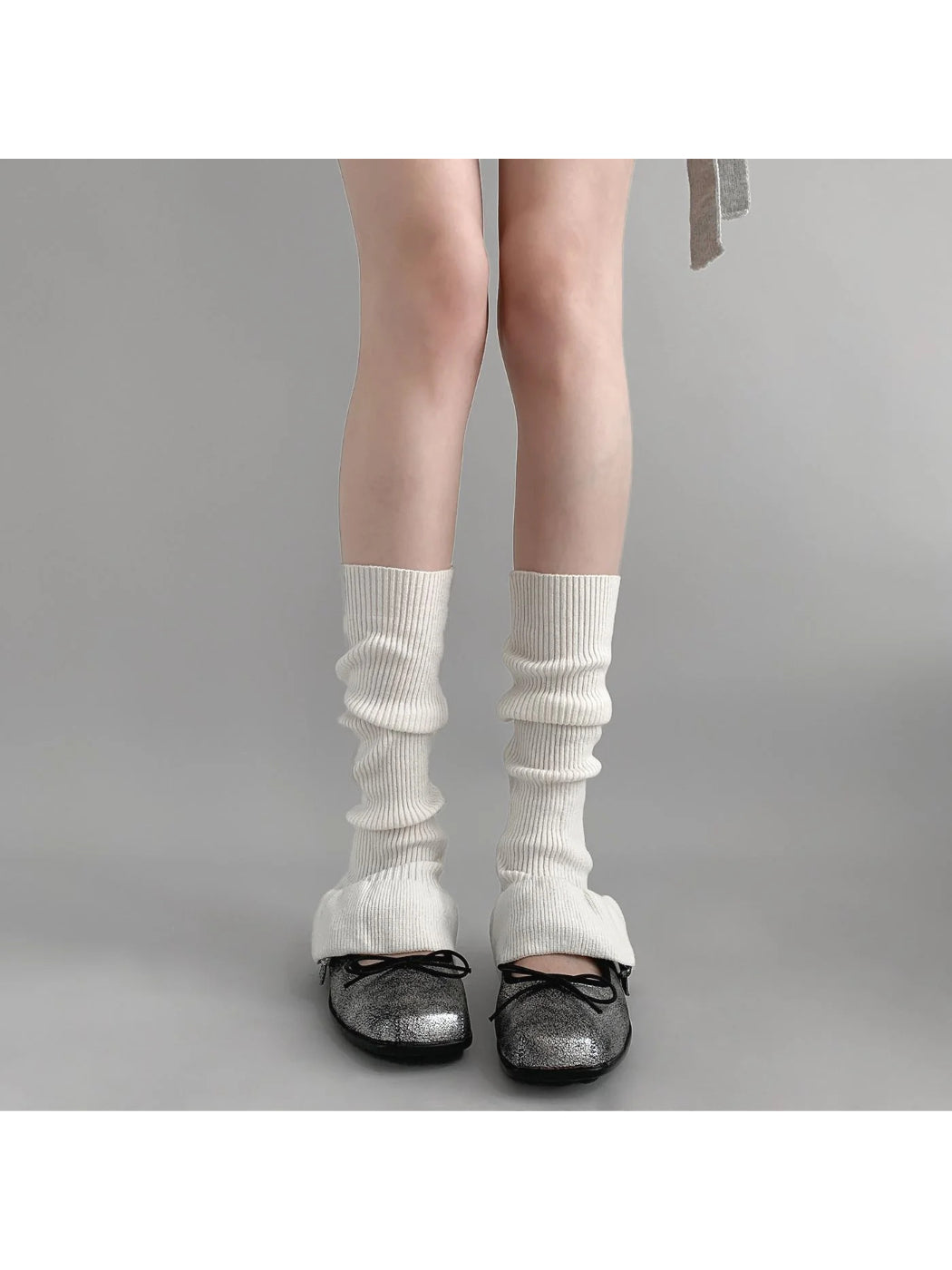 Cozyra – Ribbed Ruffle Leg Warmers