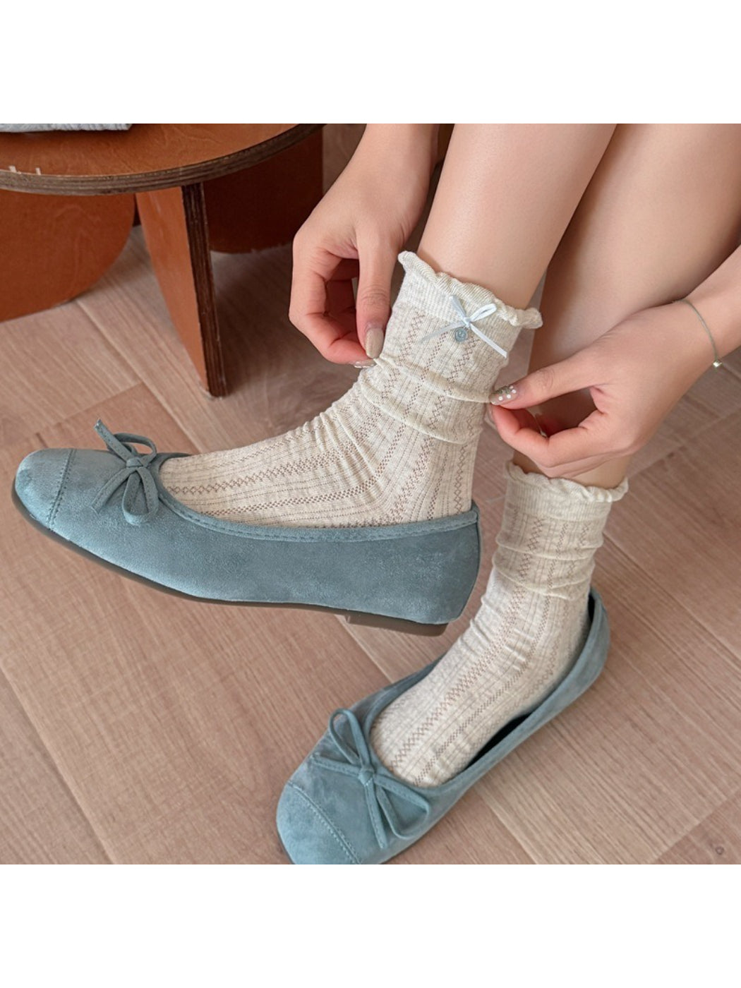 Rufia - Minimal Bow Knit Crew Socks product image 1