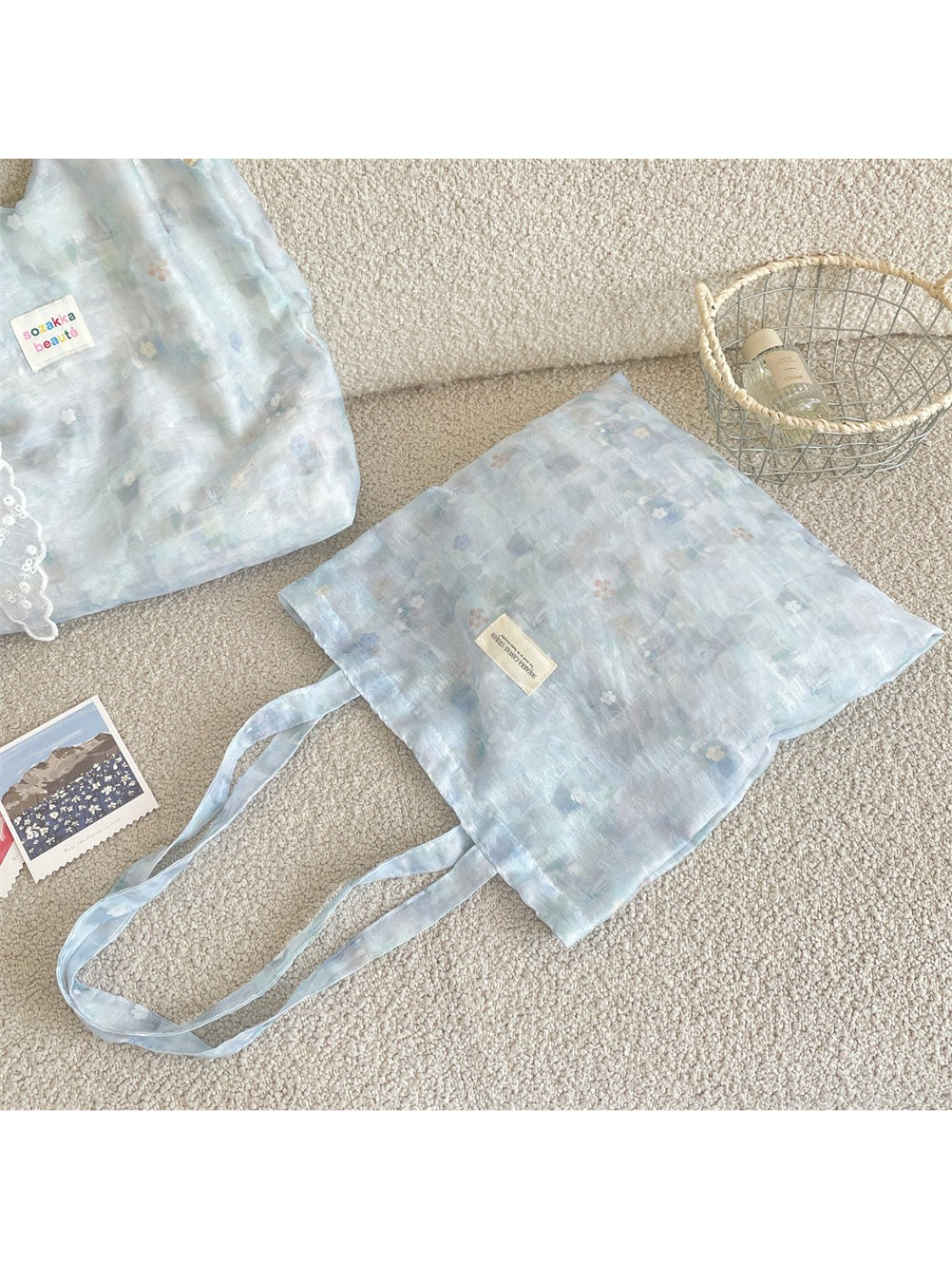 Cosbai pastel flower everyday tote bag hanging with visible flower pattern