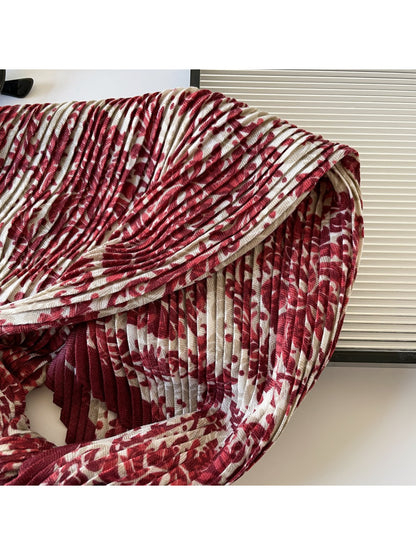 Scarvii - Abstract Leaf Pleated Scarf
