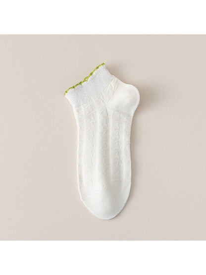 Rufia - Scalloped Cuff Solid Color Low Ankle Socks