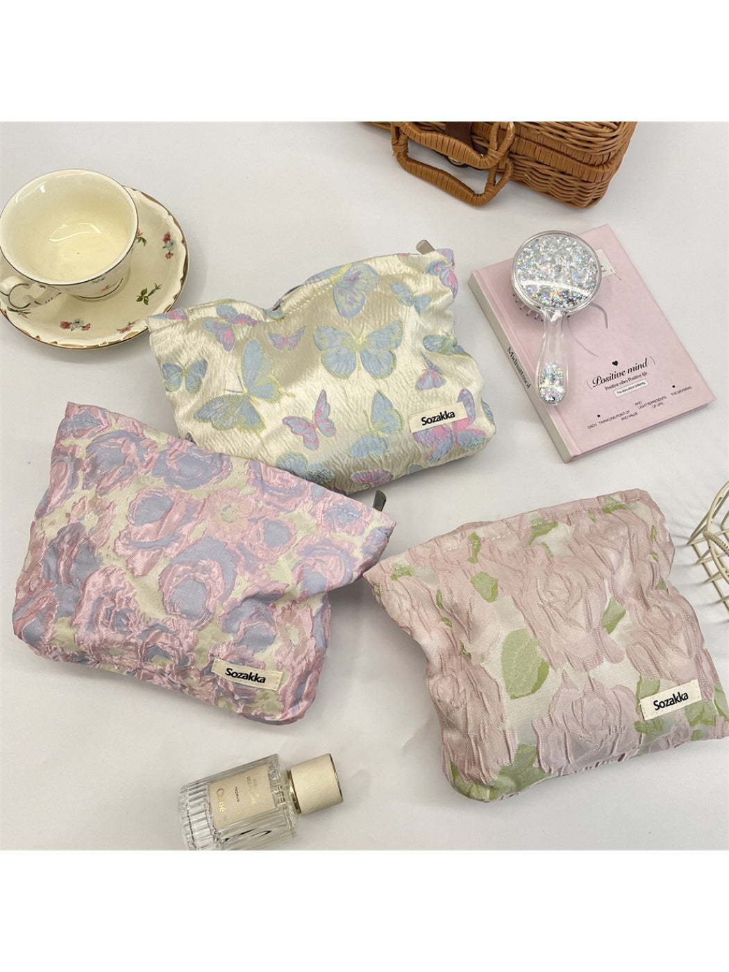 Cosbai - Jacquard Floral Cosmetic Bag