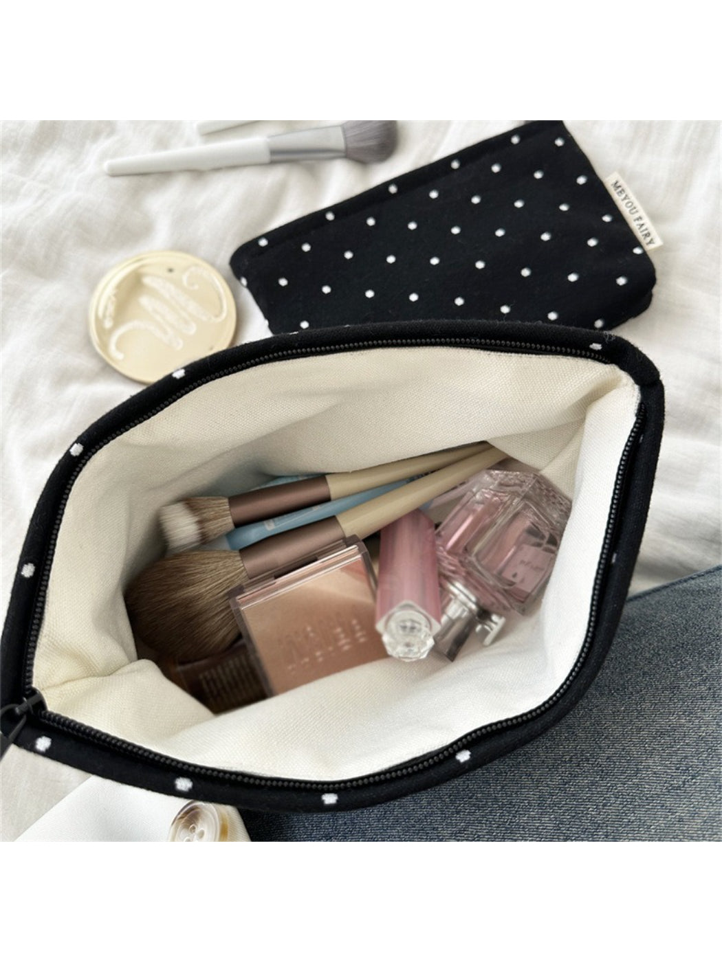 Cosbai - Polka Dot Felt Cosmetic Pouch