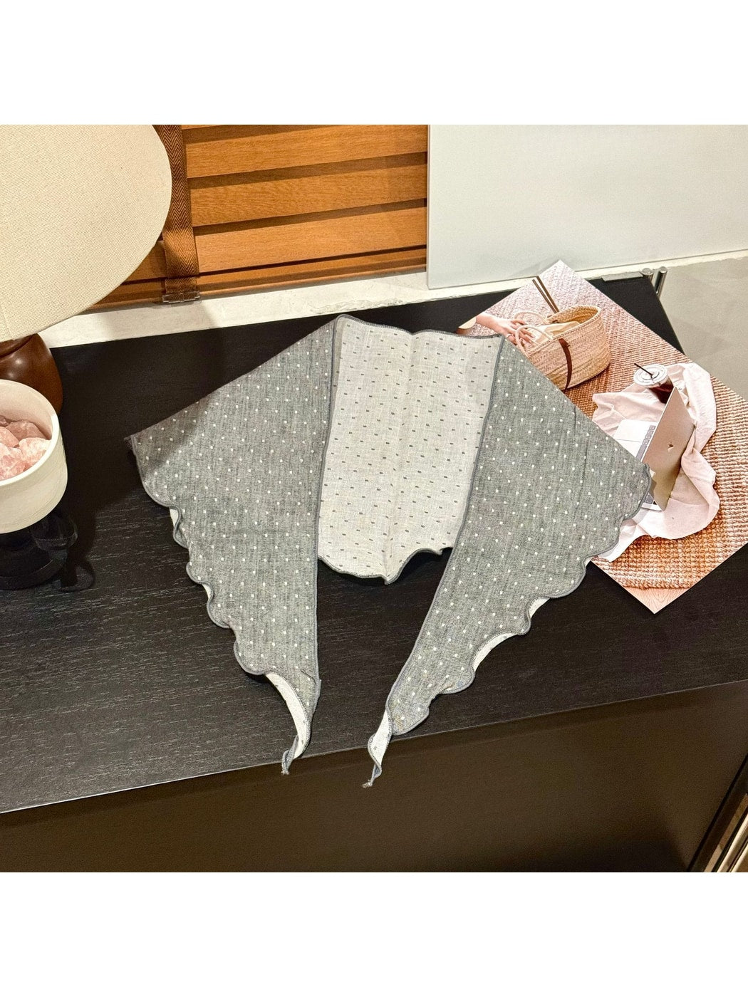 Scarvii - Dotted Scallop Edge Minimal Triangle Bandana