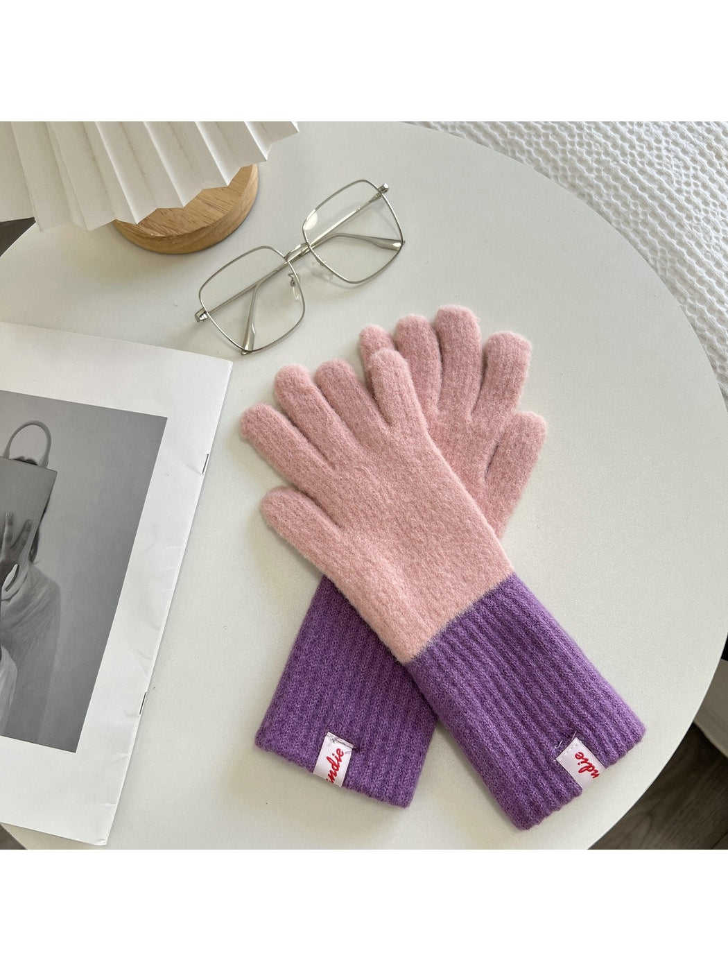 Gloving - Color Block Plush Finish Women's Winter Gloves