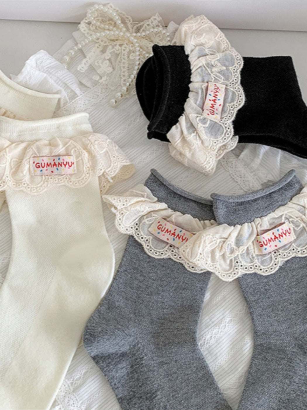 Rufia - Solid Lace Trim Mid-Calf Socks – Classic & Sweet