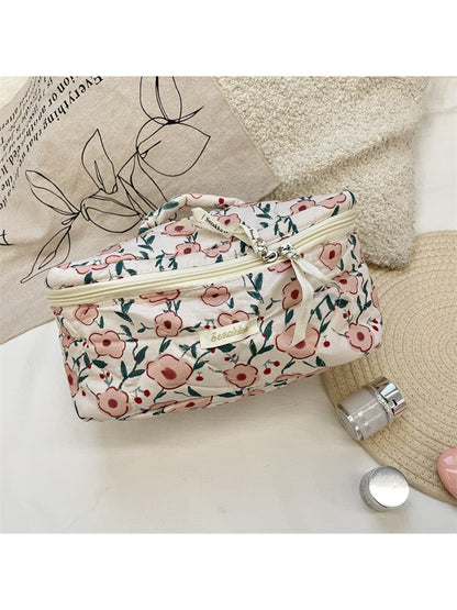 Cosbai - Floral Quilted Cosmetic Bag