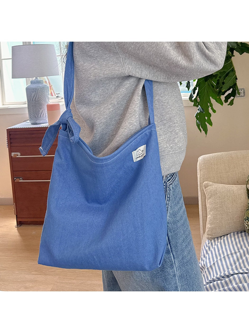 Cosbai - Solid Color Zipper Crossbody Tote Bag