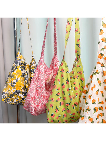 Cosbai - Soft Floral Shoulder Bag