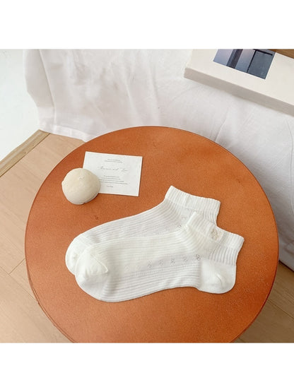 Rufia - Women's Embroidered Bow Ankle Socks