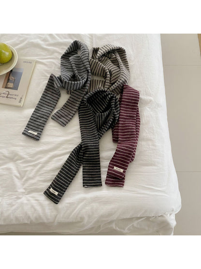 Scarvii - Fine Stripe Ribbed Knit Scarf