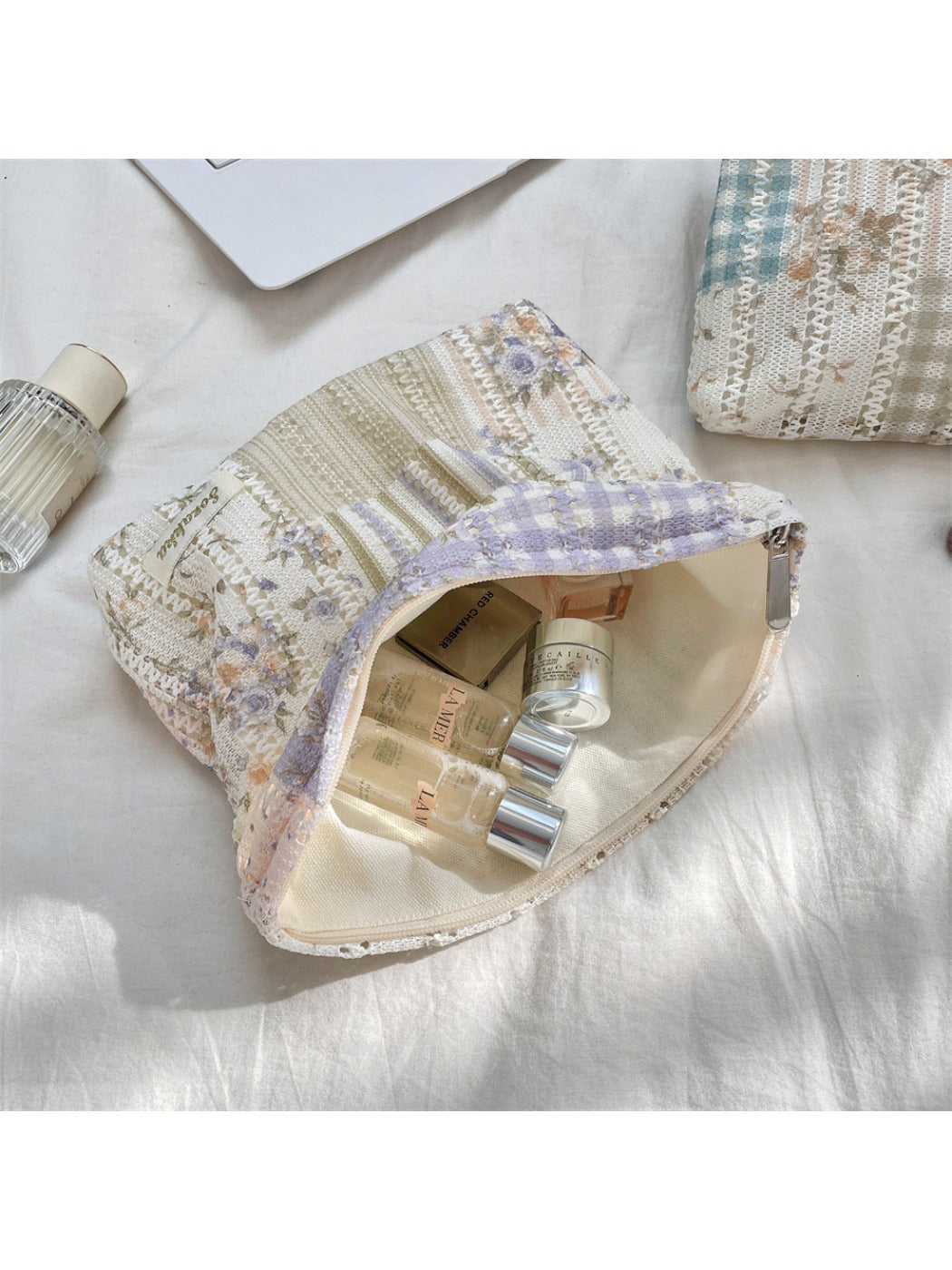 Cosbai – Cosmetic Pouch with Floral Print