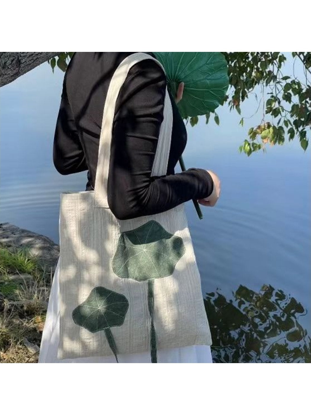 Cosbai - Lotus Leaf Applique Vertical Tote Bag