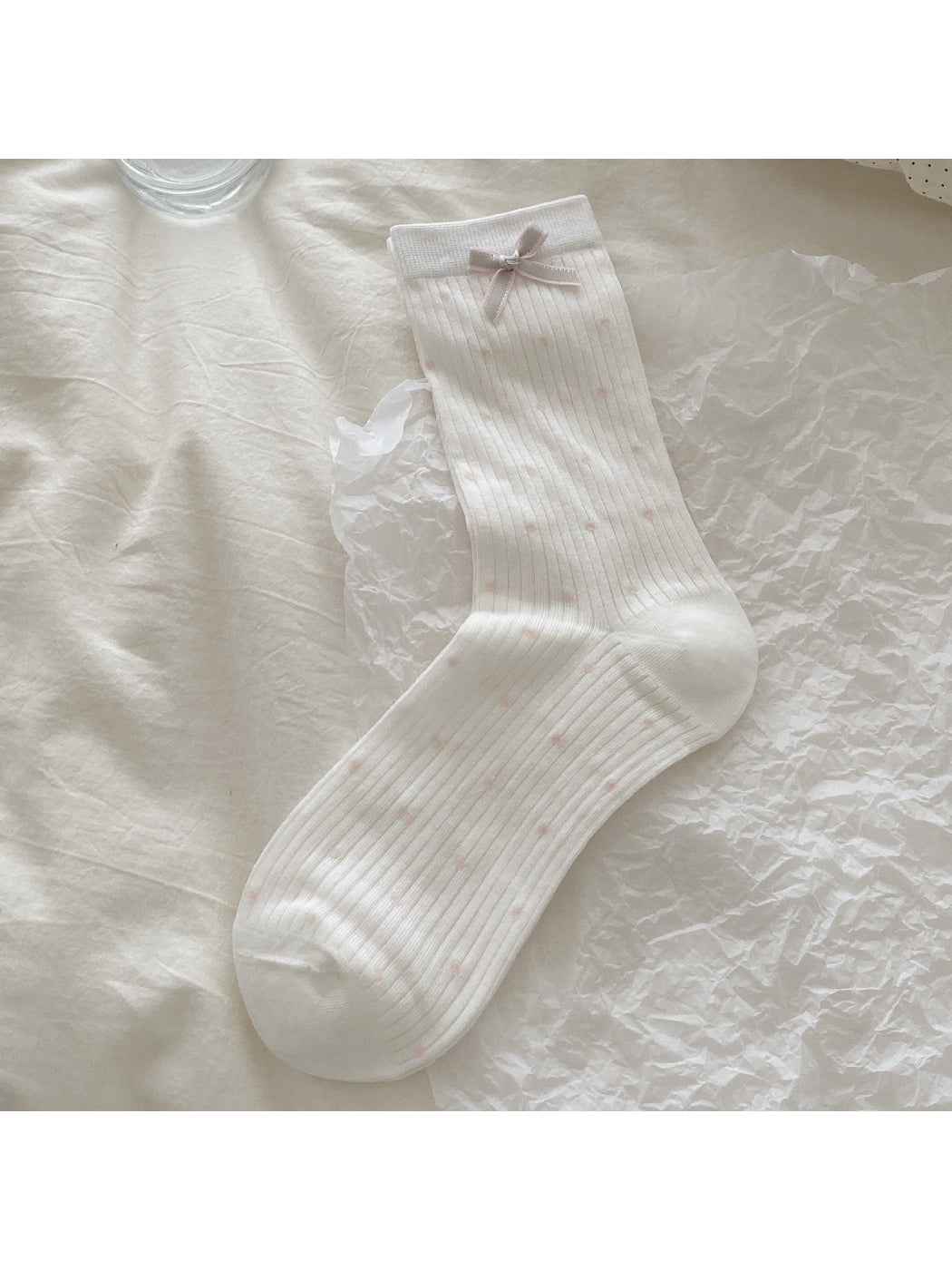 Rufia Ribbon Lace Mesh Crew Socks texture detail