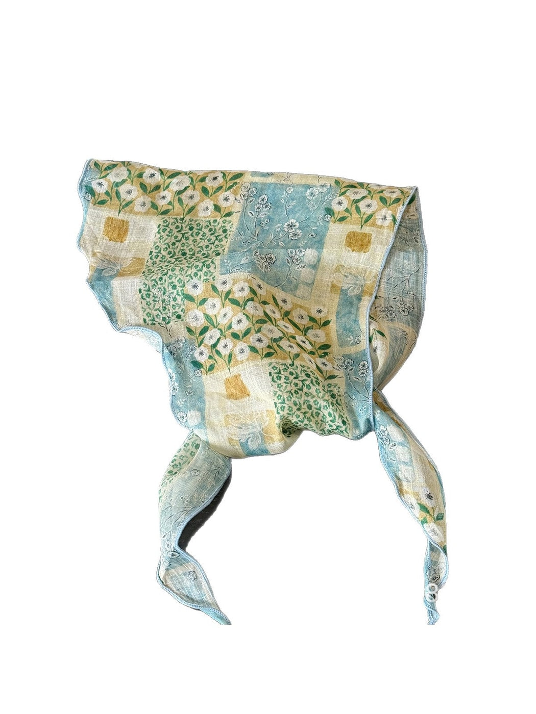 Scarvii - Retro Floral Patchwork Triangle Bandana