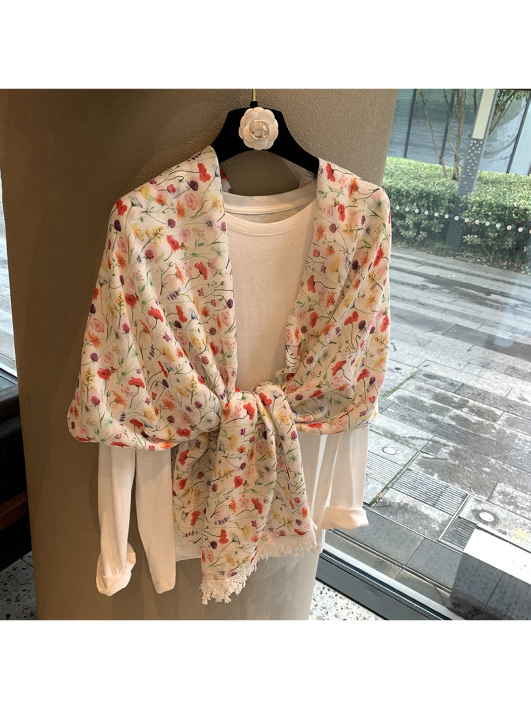 Scarvii - Floral Print Rectangular Layering Scarf