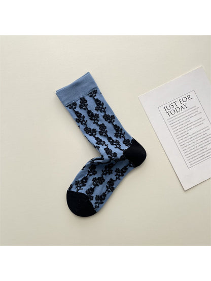 Rufia - Vine Stitch Pattern Crew Socks