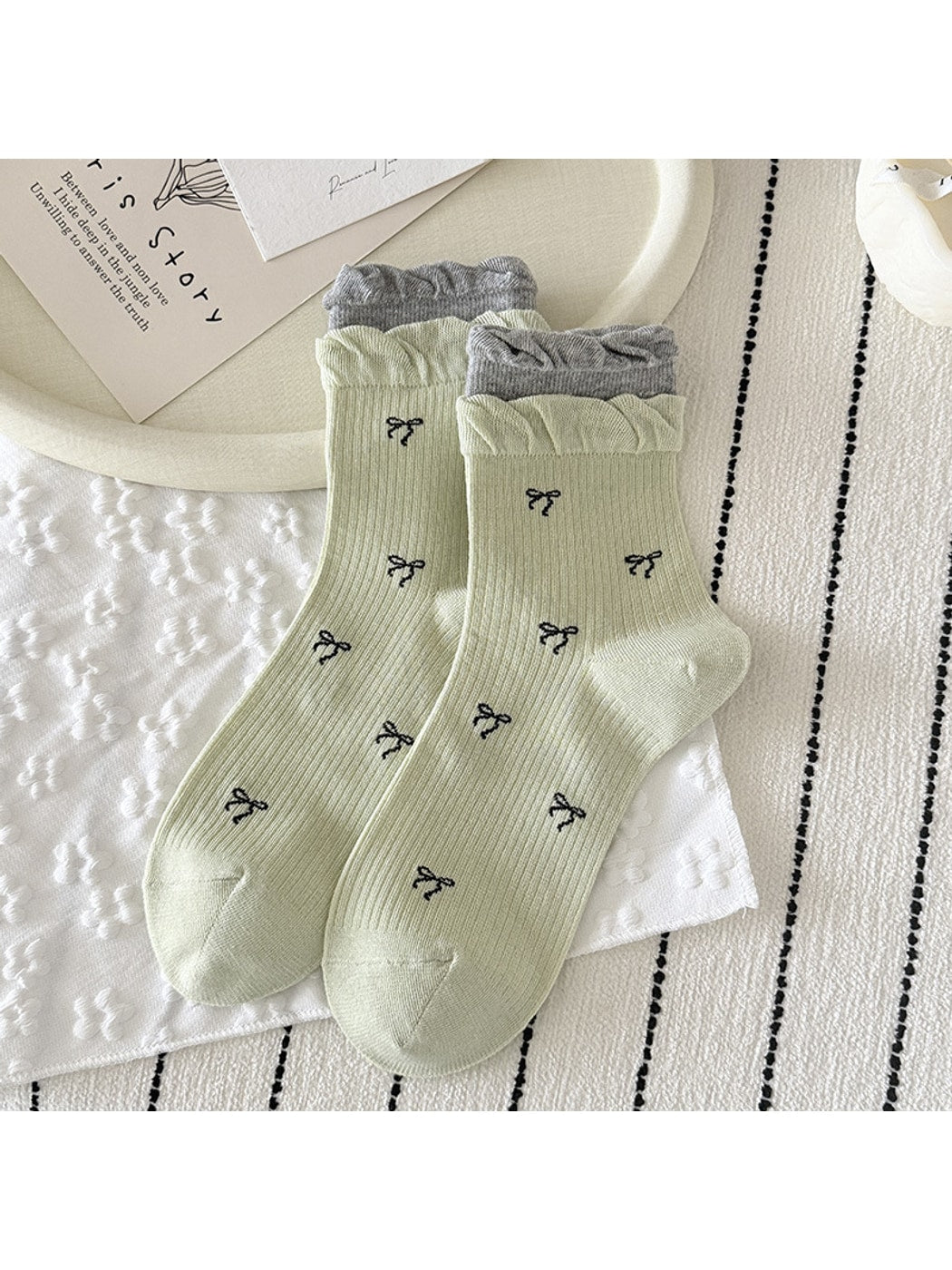 Rufia - Cute Double Cuff Contrast Detail Crew Socks