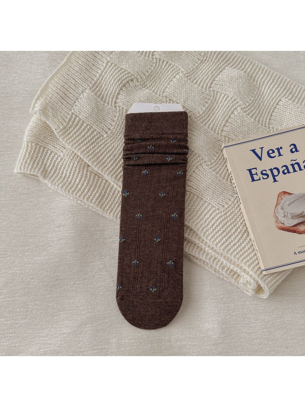 Rufia - Floral Pattern Casual Everyday Crew Socks