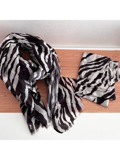 Scarvii - Zebra Print Long Scarf