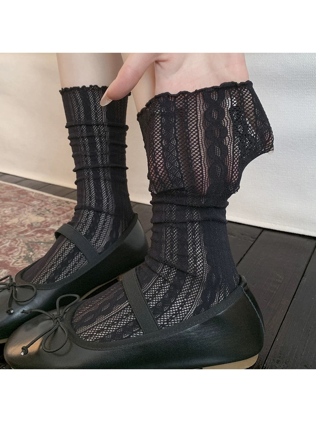 Rufia - Delicate Openwork Crew Socks