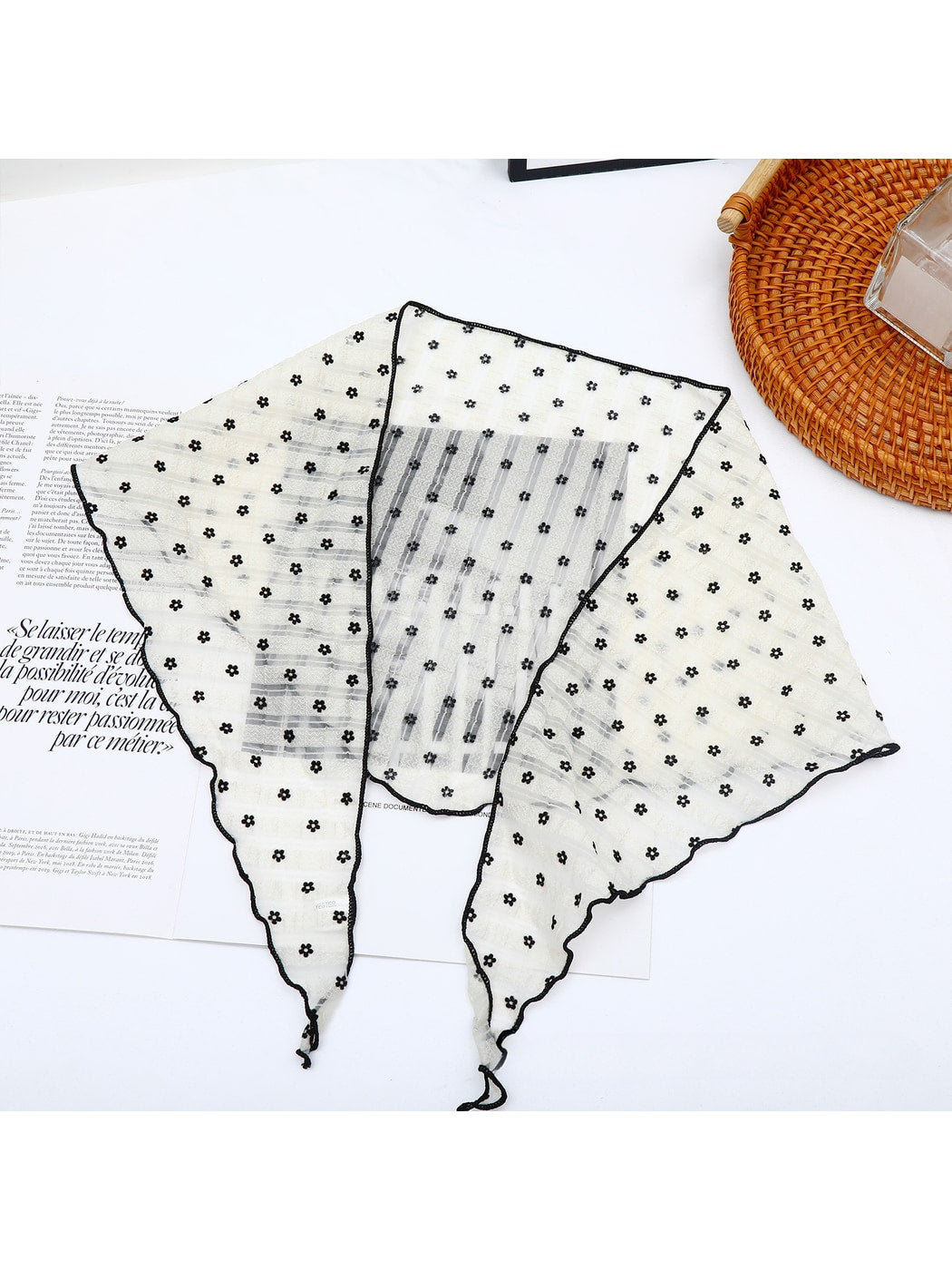 Scarvii - Floral Print Ruffle Edge Fashion Triangle Bandana
