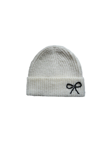 Haila - Knitted Beanie with Butterfly Embroidery