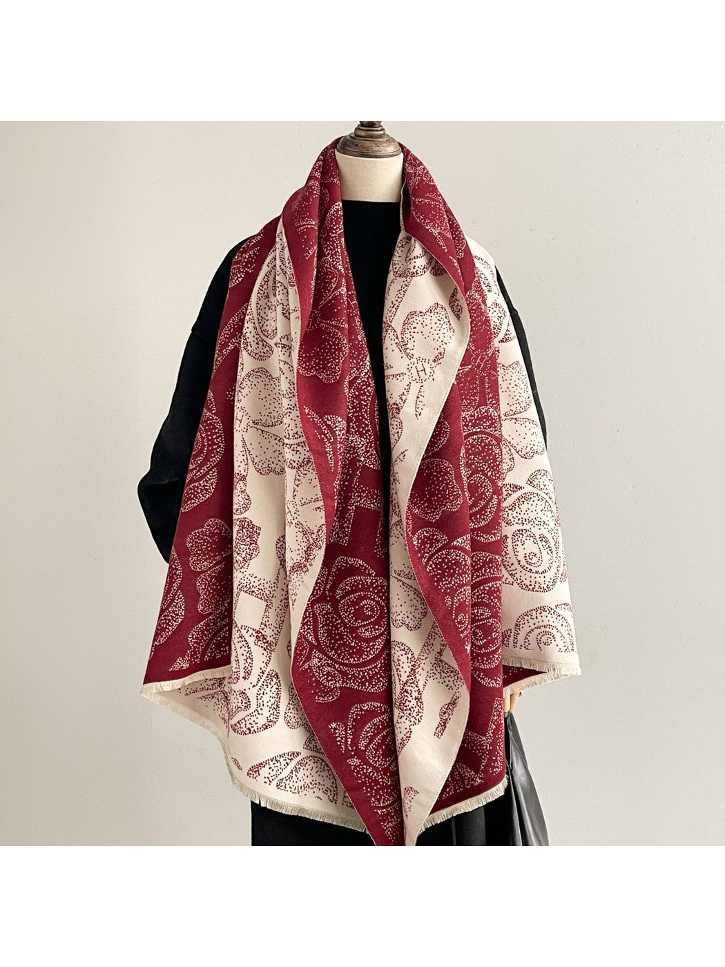 Scarvii - Reversible Rose Jacquard Fringed Scarf