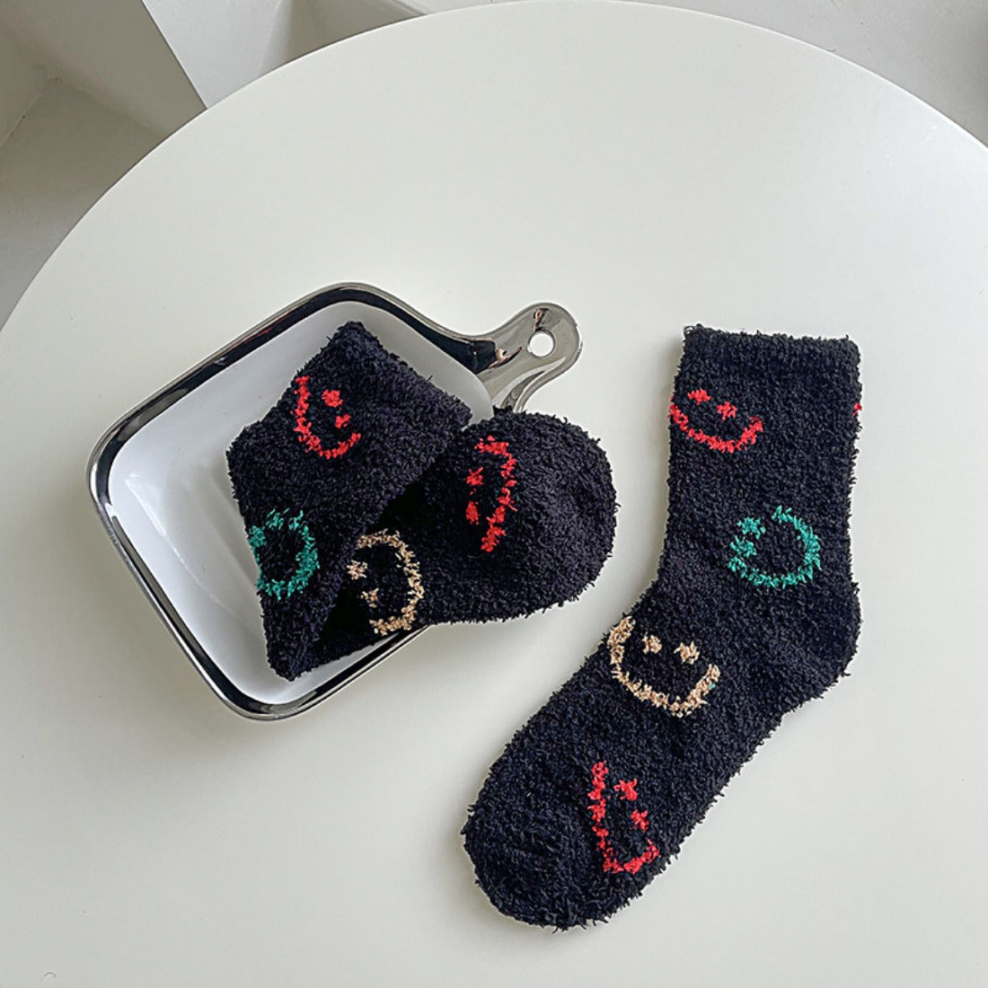 Rufia - Polka Dot Smiley Face Coral Fleece Socks