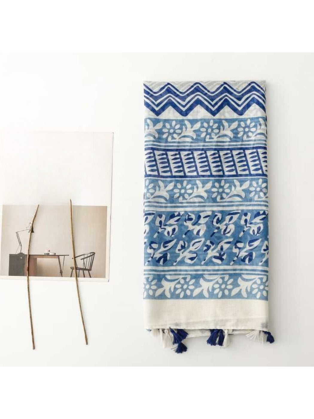 Scarvii - Flowing Geometric Stripe Print Scarf