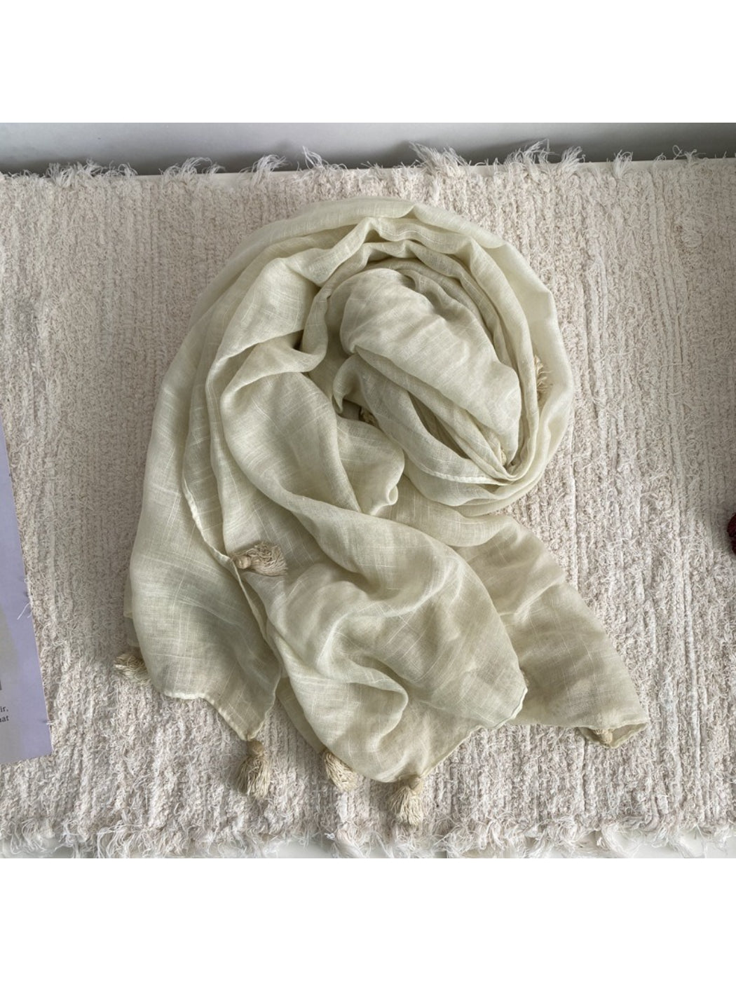Scarvii Lightweight Solid Colour Scarf