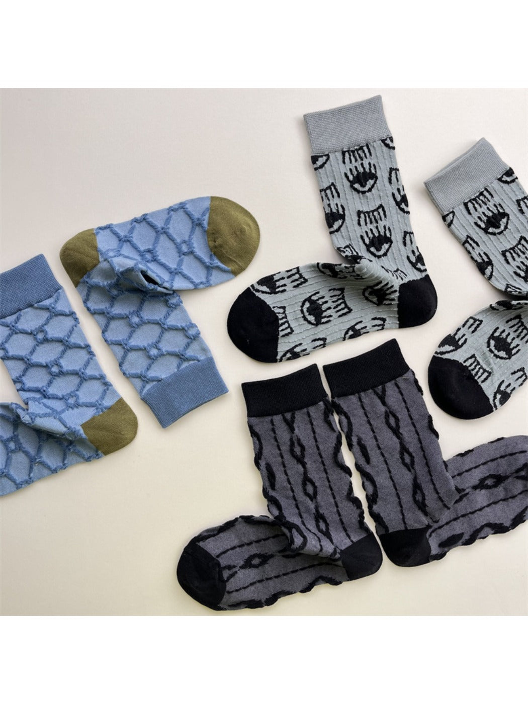 Rufia – Geometric Embossed Mid-Calf Socks