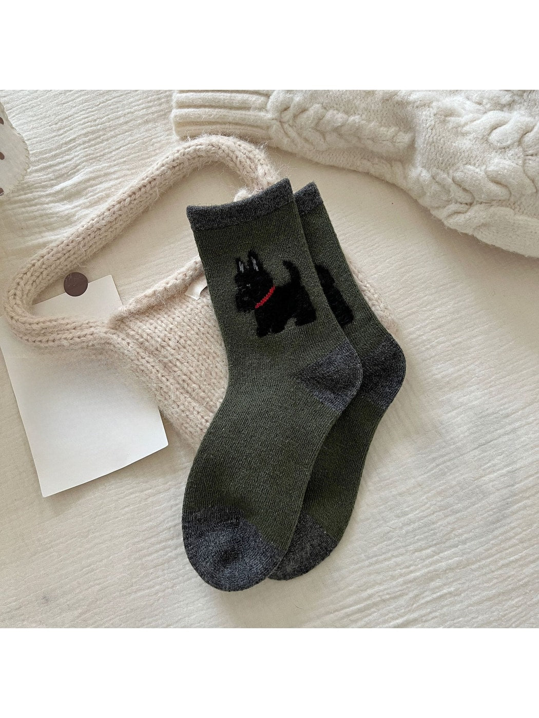 Rufia - Playful Dog Motif Colorblock Crew Socks