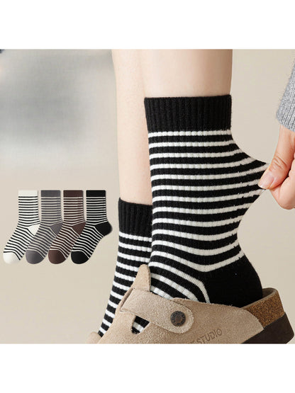 Rufia - Classic Ribbed Stripe Everyday Crew Socks product image 1