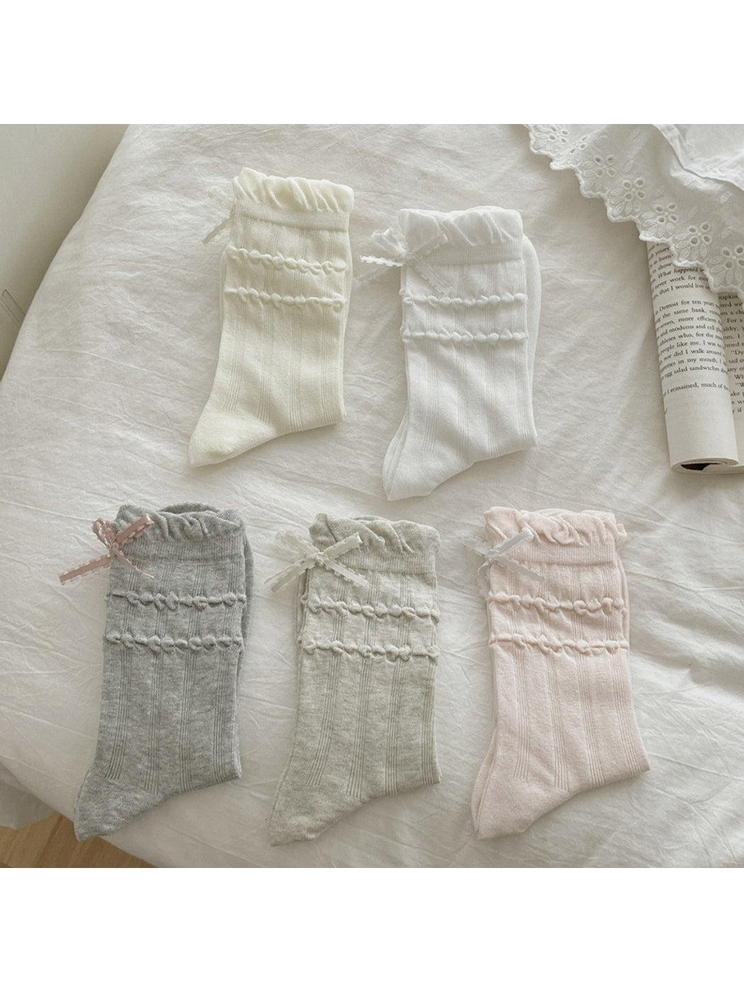 Rufia - Raised Bubble Stripe Bow Crew Socks