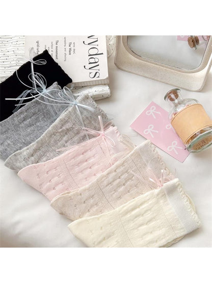 Rufia - Hearts and Bow Embossing Crew Socks