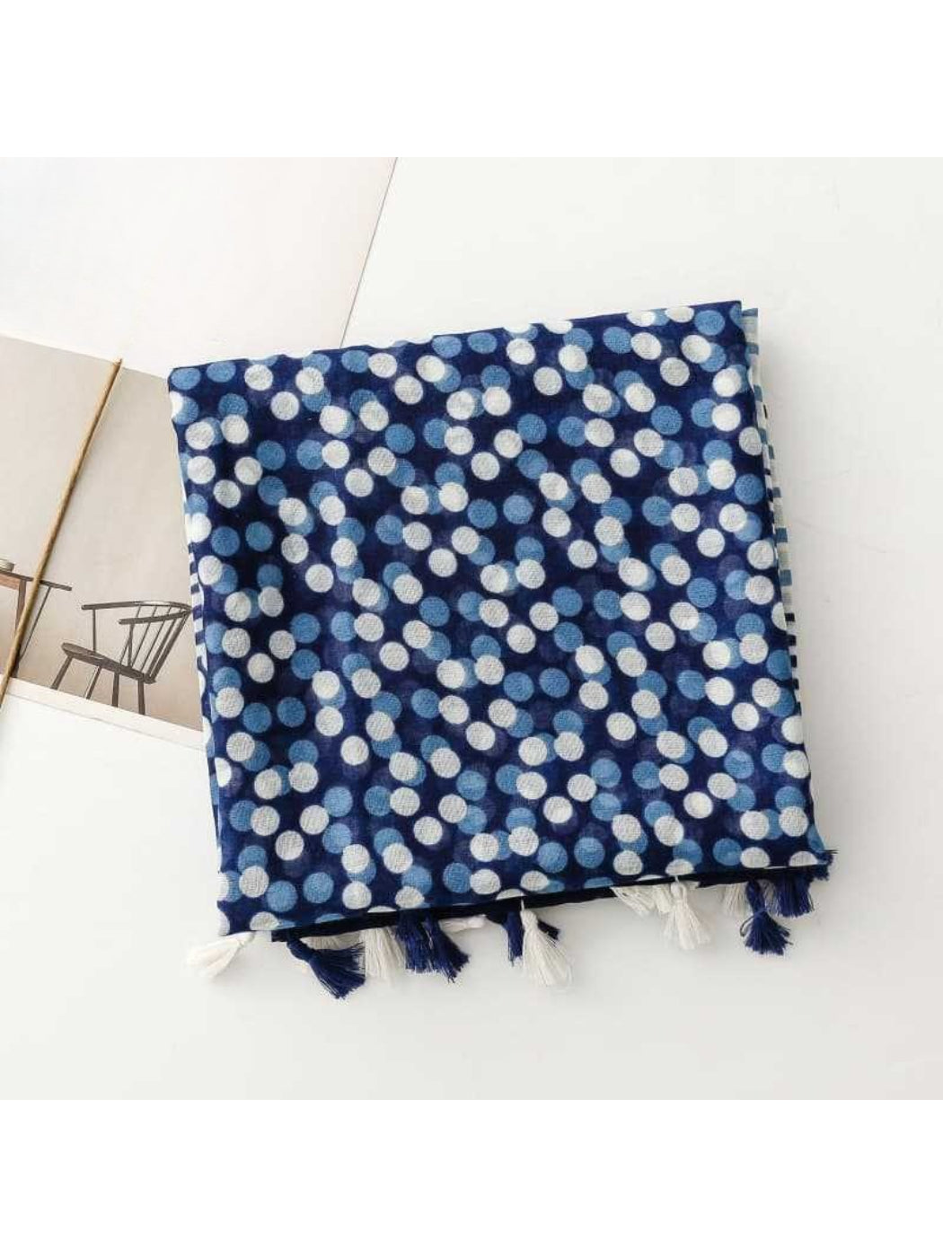 Scarvii - Refined Dot Pattern Everyday Scarf