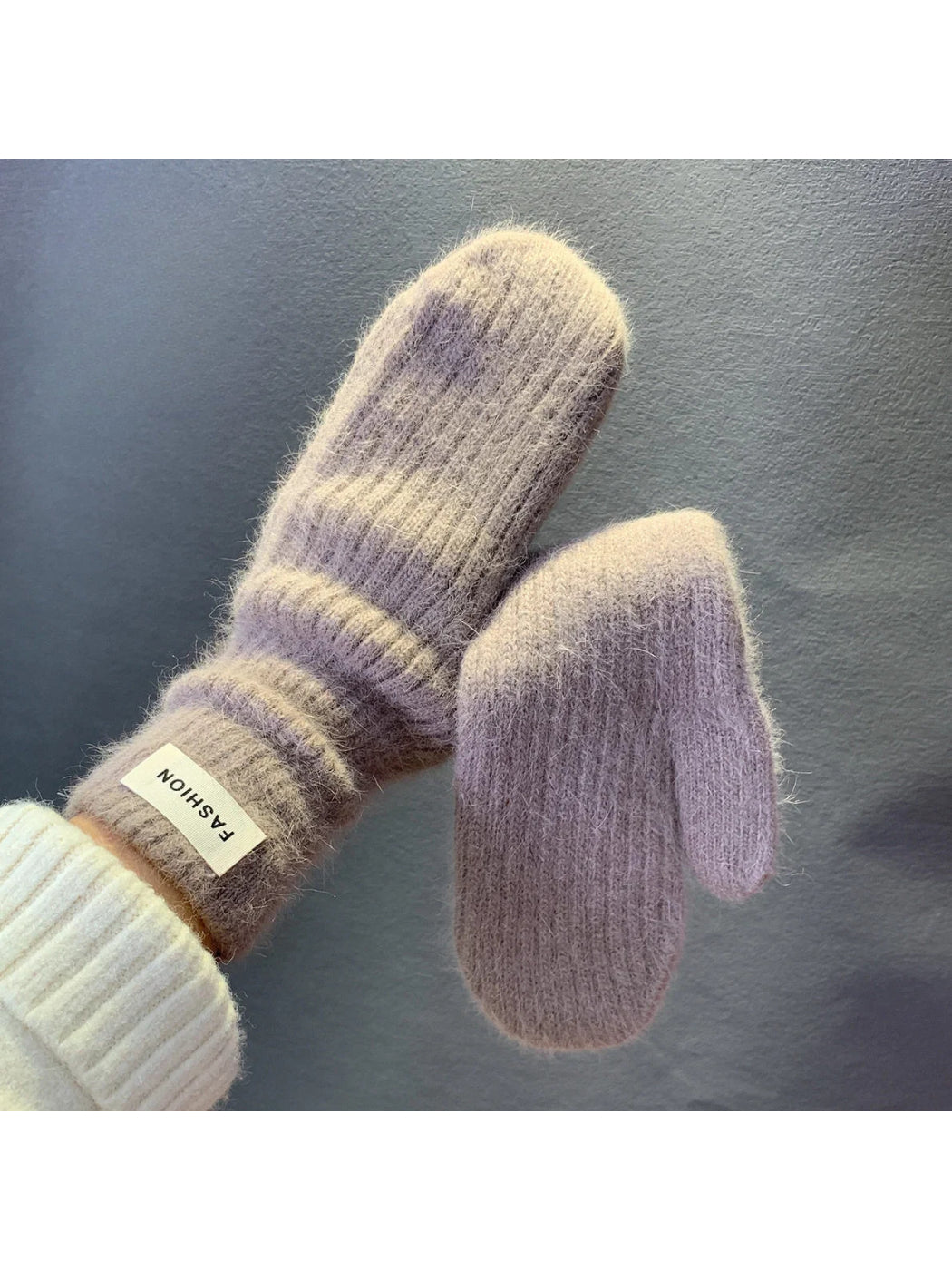Gloving - Fuzzy Rib-Knit Cuff Mittens