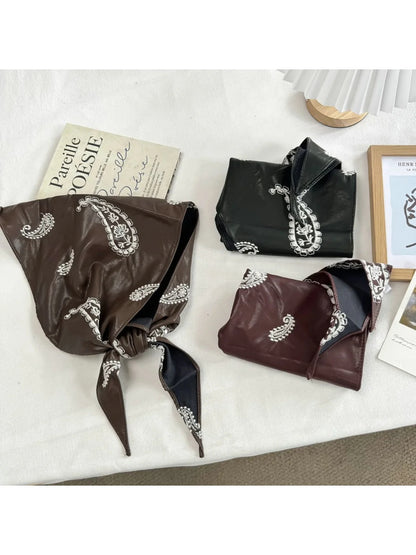 Scarvii - Reversible Paisley Triangle Scarf