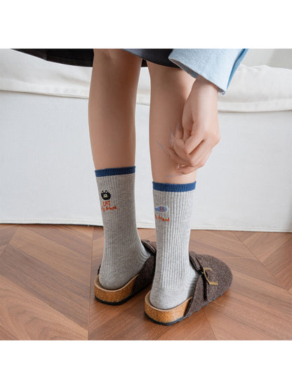 Rufia – Color-Block Cat & Fish Embroidery Socks