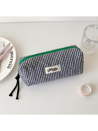 Cosbai - Checkered Zipper Makeup Organizer Bag